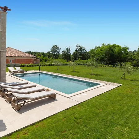 3 Bedroom Awesome In