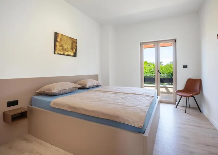 3 Bedroom Awesome In *