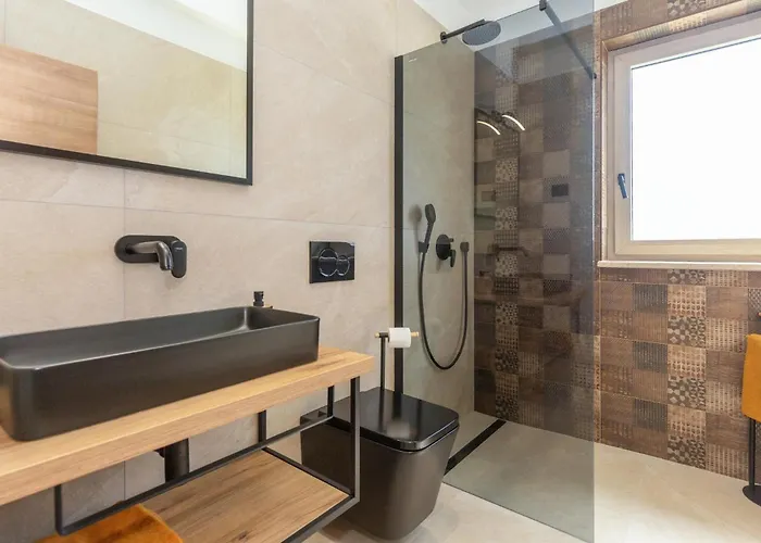 3 Bedroom Awesome In Feriehus