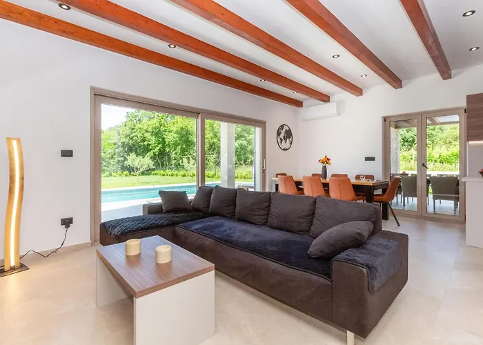 Feriehus 3 Bedroom Awesome In